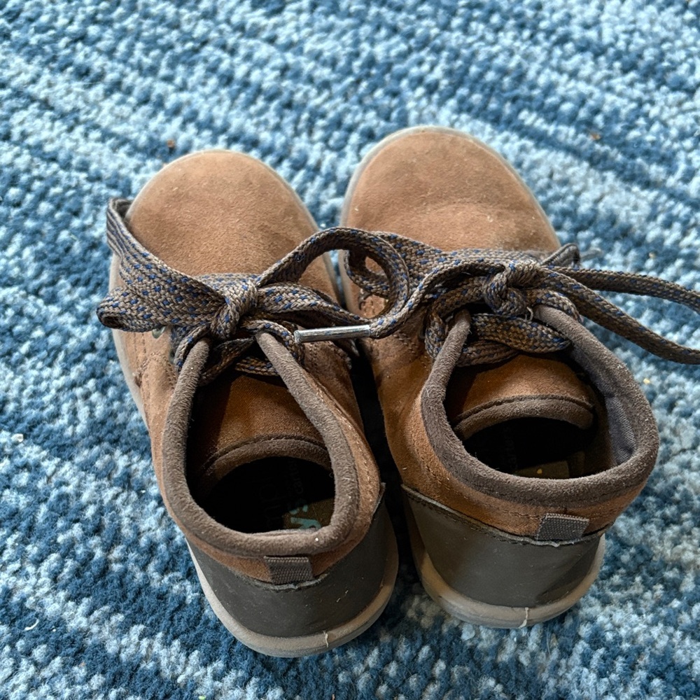 Simple Joys by Carters Toddler Boys size 7 Chukka Style Brown Suede Boots - Picture 2 of 6
